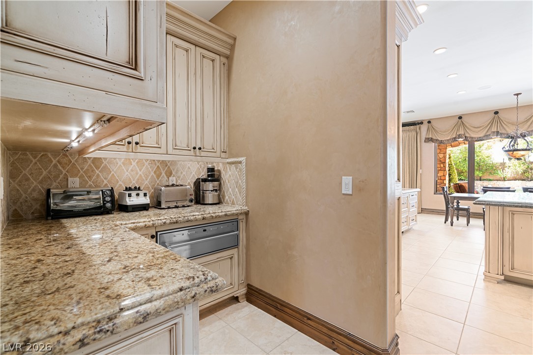 11 Olympia Hills Circle