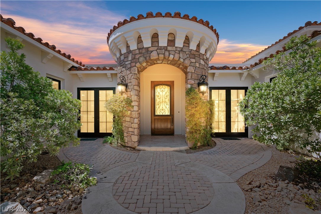 11 Olympia Hills Circle