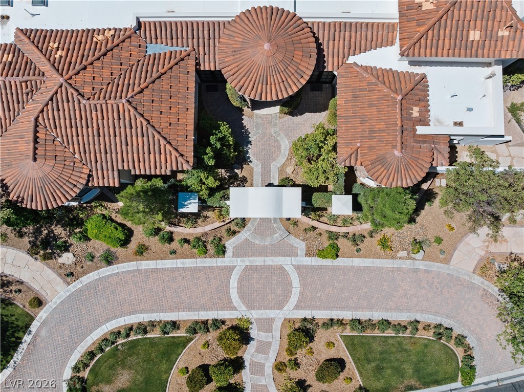 11 Olympia Hills Circle