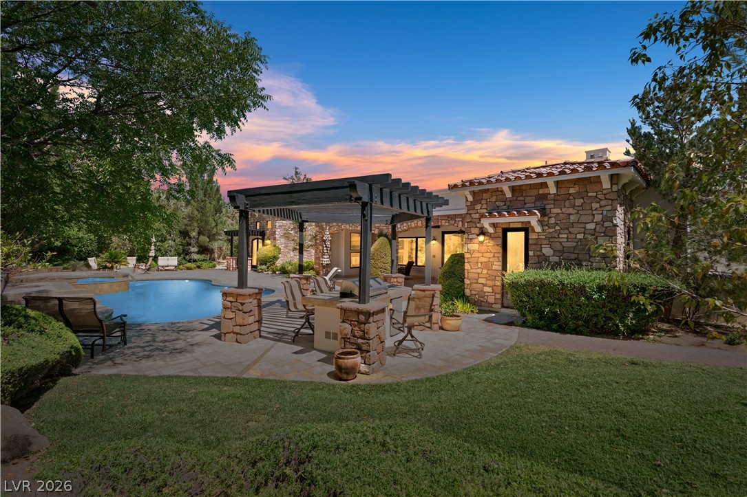 11 Olympia Hills Circle