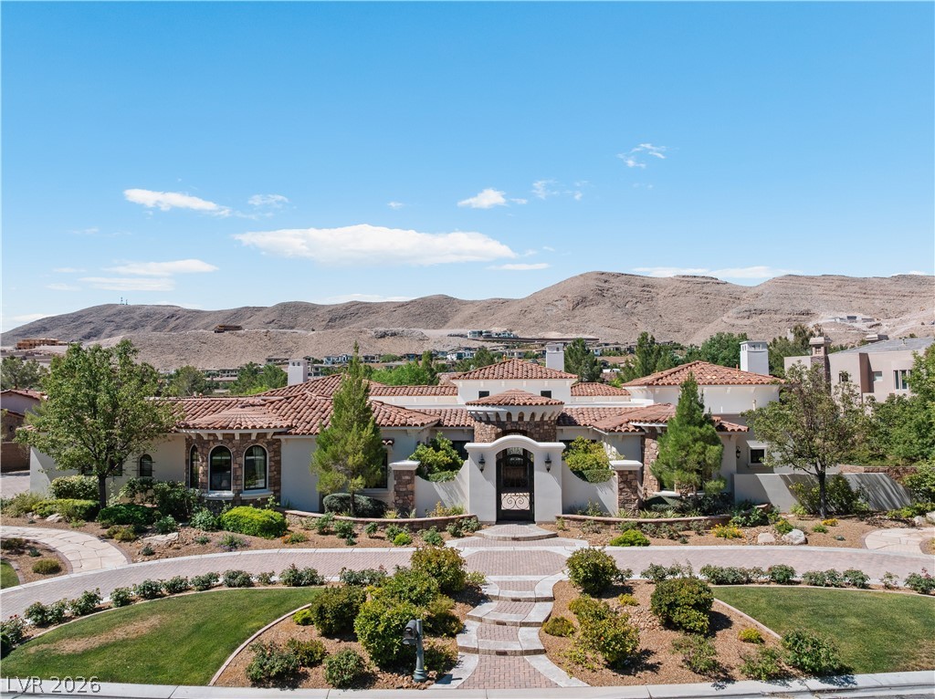 11 Olympia Hills Circle