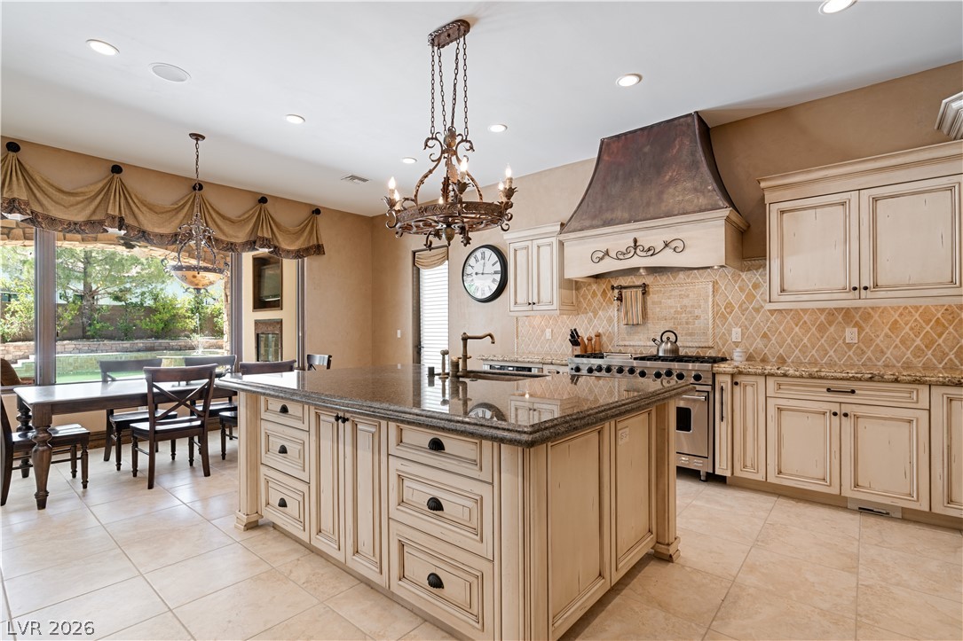 11 Olympia Hills Circle