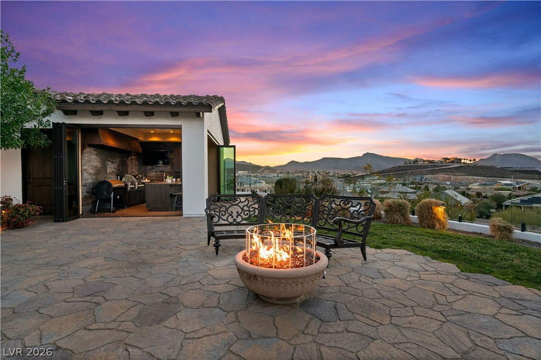 1123 Christian Road