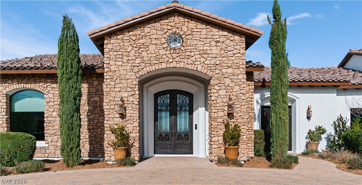 1123 Christian Road