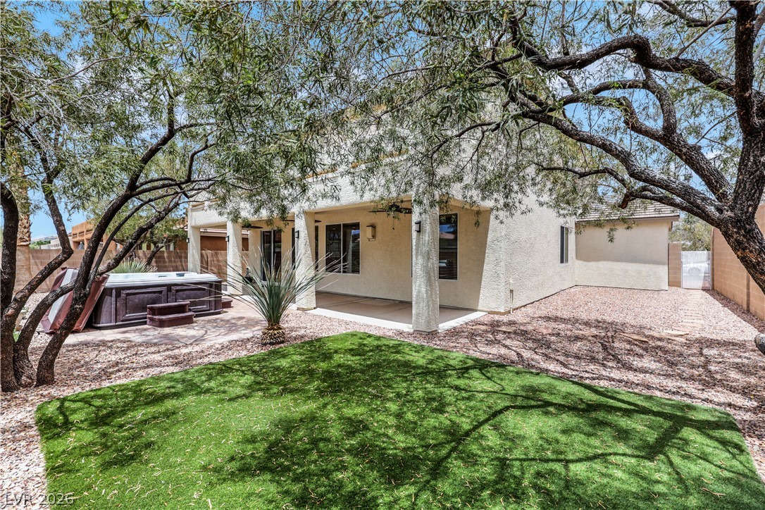 625 Bighorn Creek Street