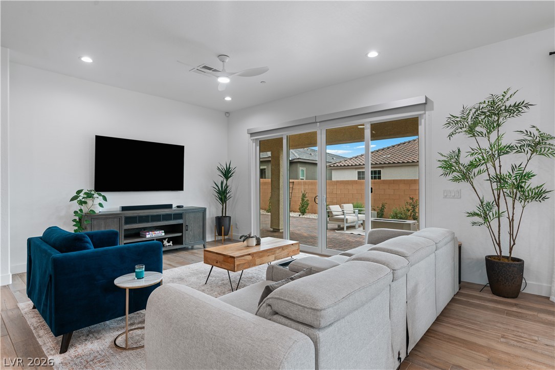 709 Monroe Hill