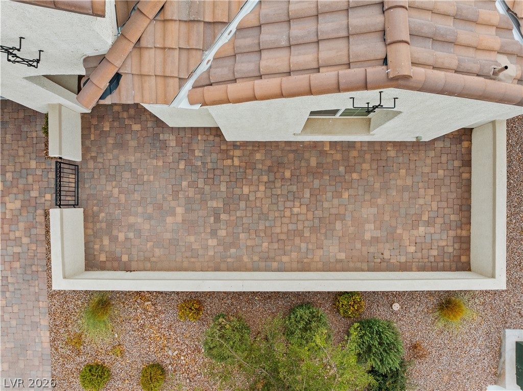 709 Monroe Hill