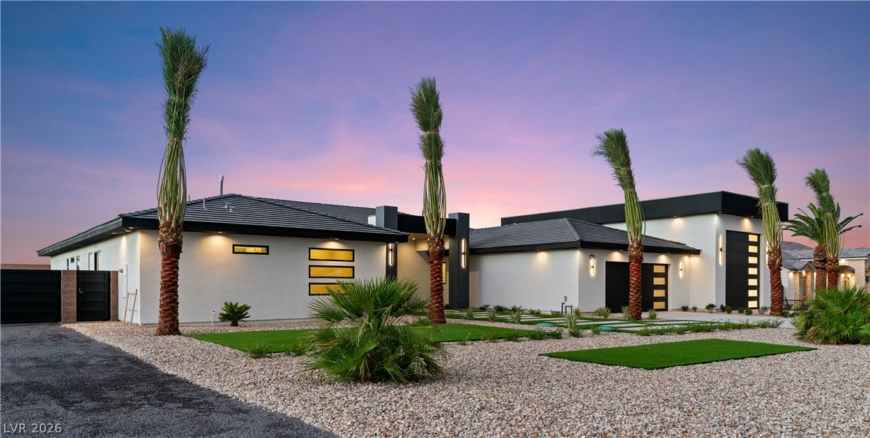 470 East Paradise Hills Drive