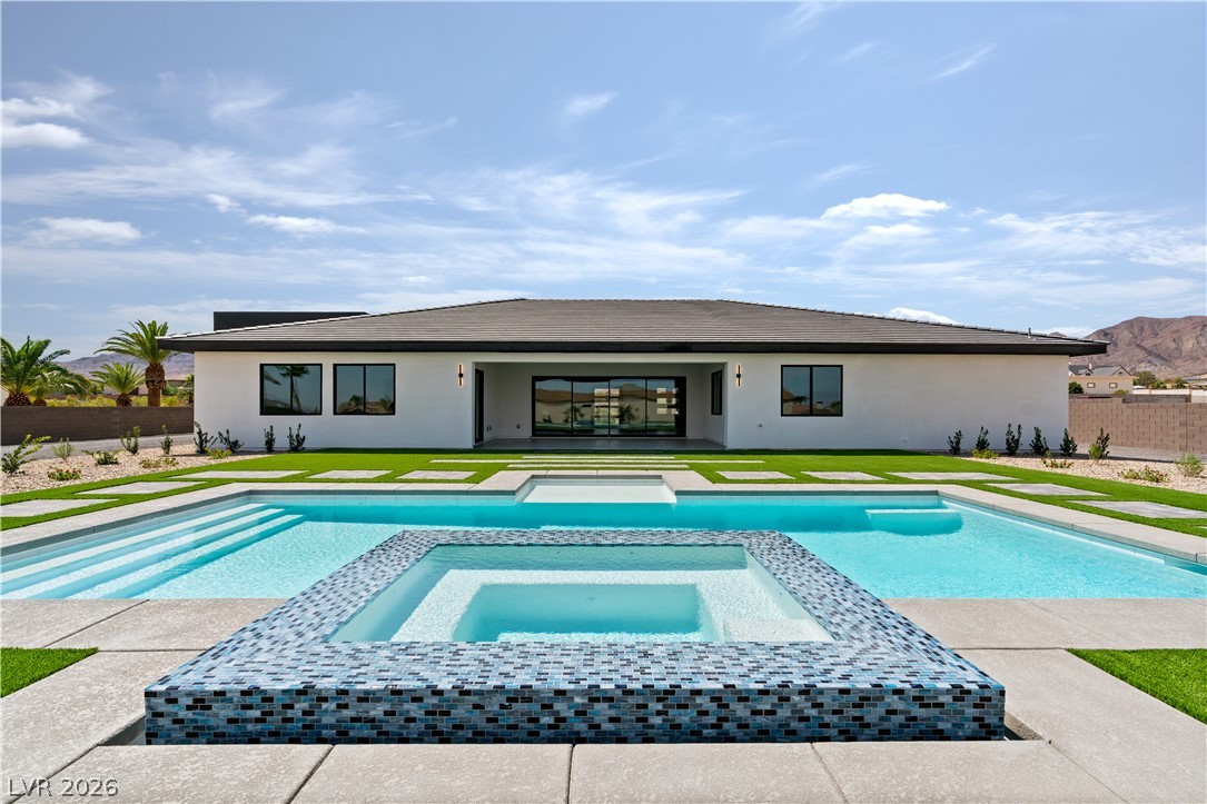470 East Paradise Hills Drive