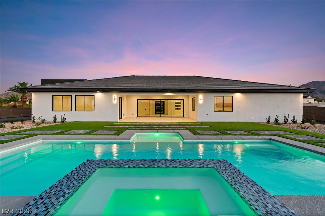 470 East Paradise Hills Drive