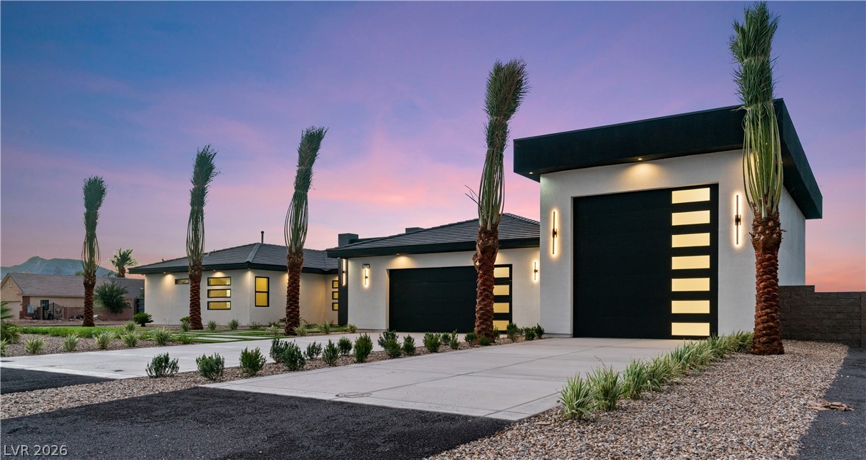 470 East Paradise Hills Drive