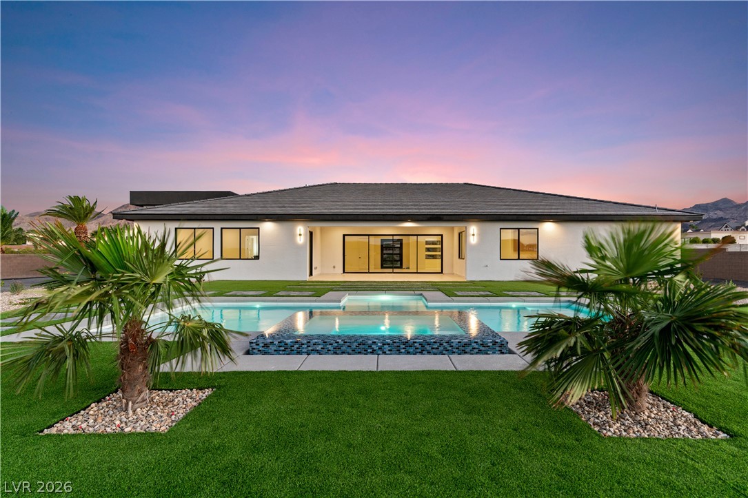 470 East Paradise Hills Drive