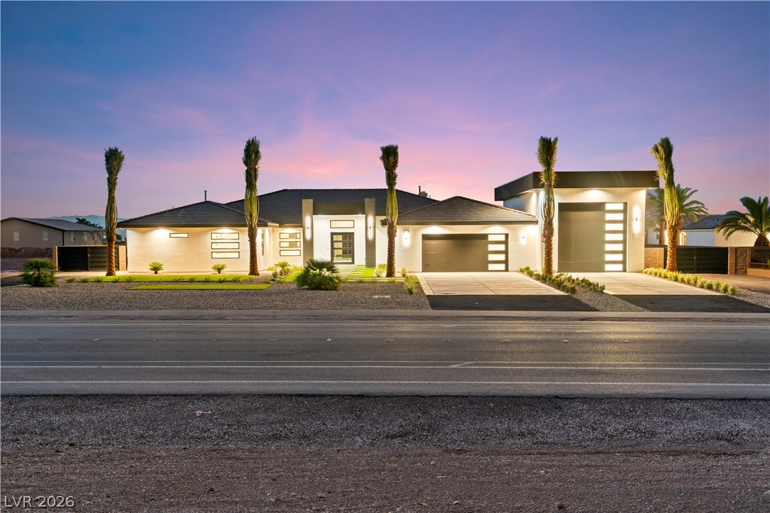 470 East Paradise Hills Drive