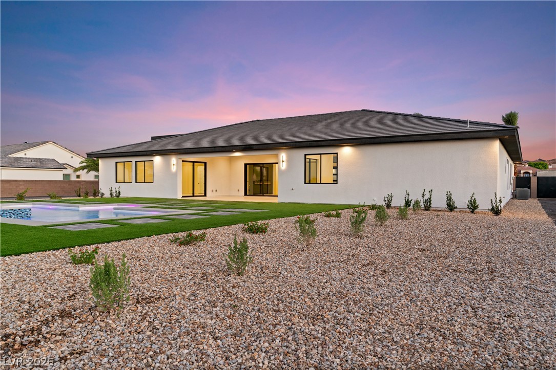 470 East Paradise Hills Drive