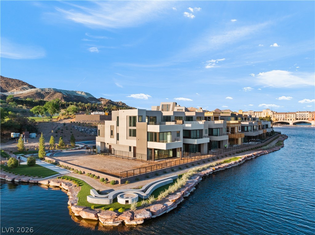 66 Lakefront Drive
