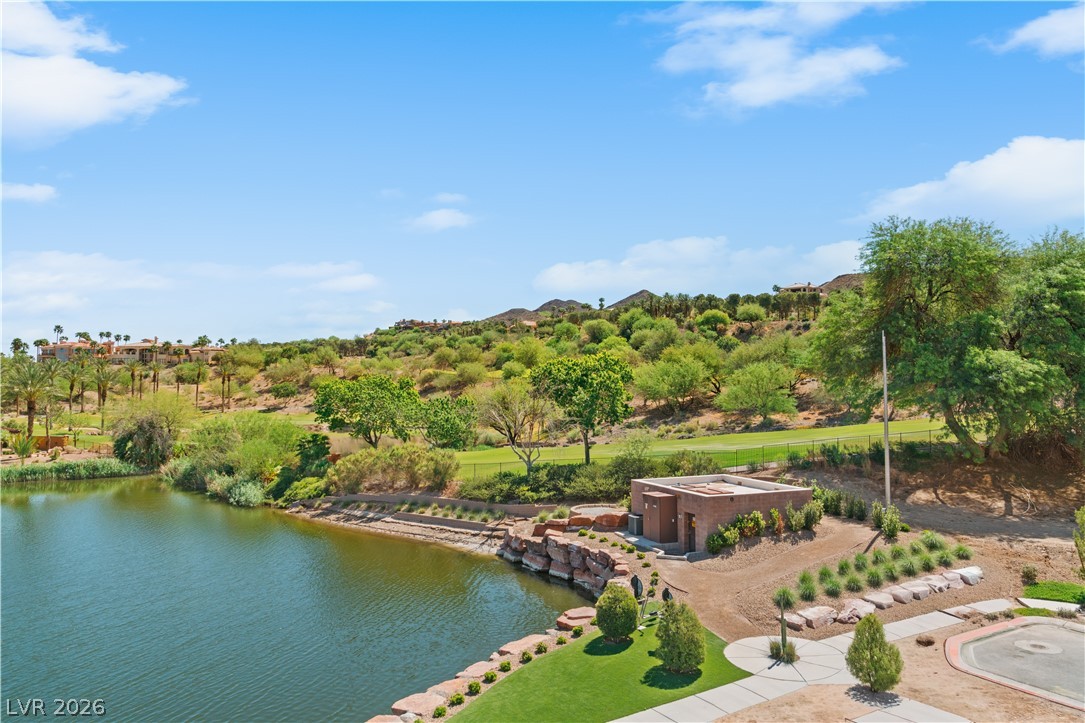 66 Lakefront Drive