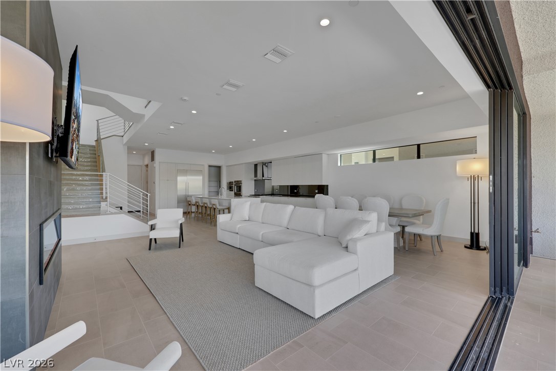66 Lakefront Drive