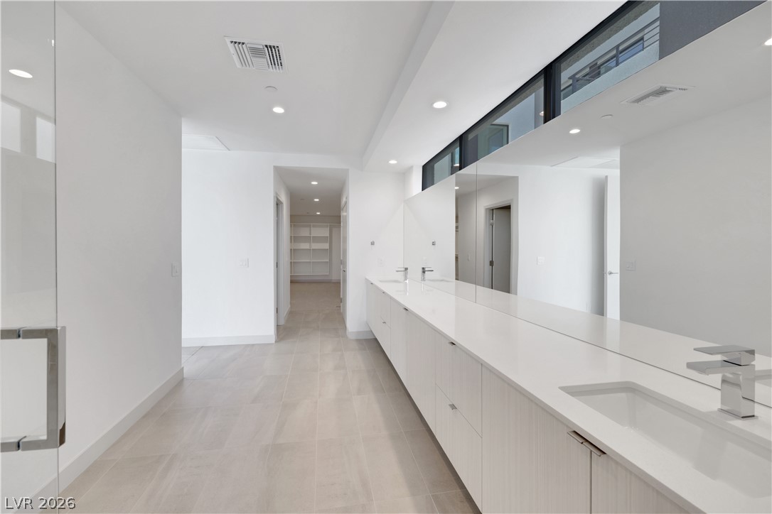 66 Lakefront Drive