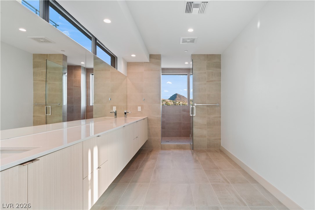 66 Lakefront Drive