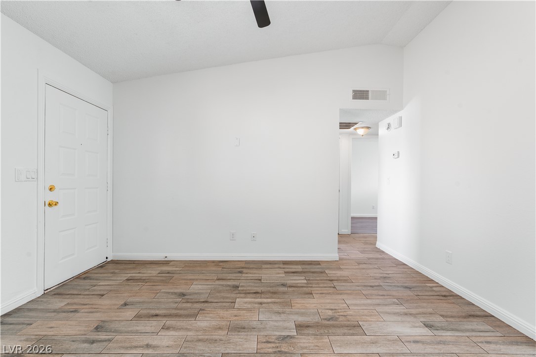 326 Linn Lane