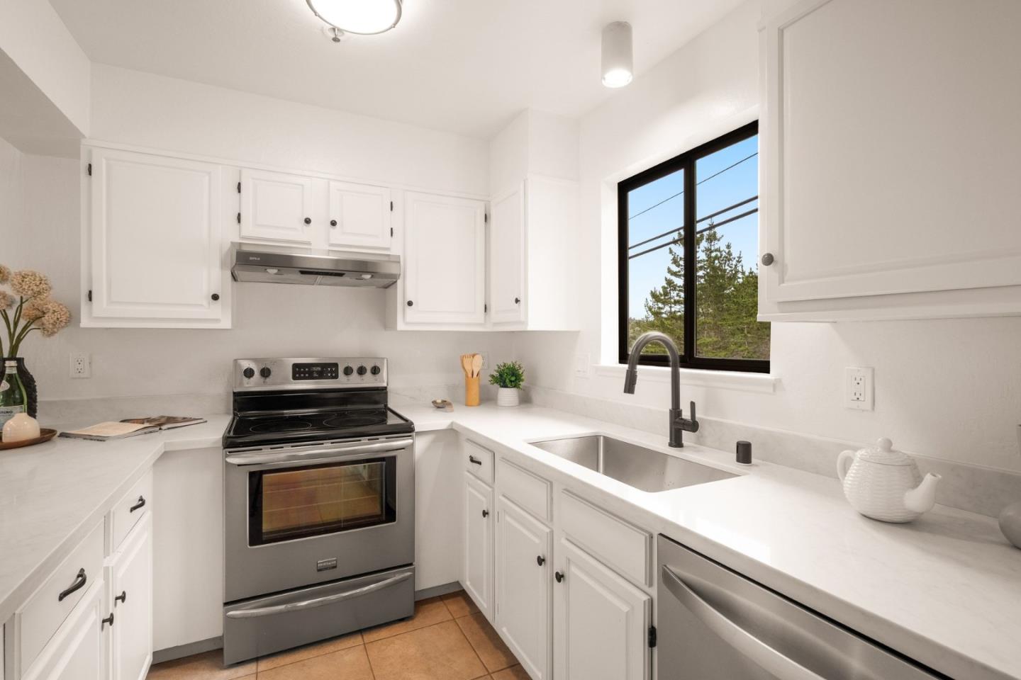 504 Monterey Road 14 - L