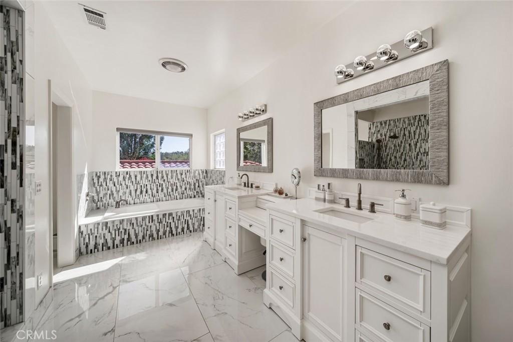 8865 San Gabriel Road