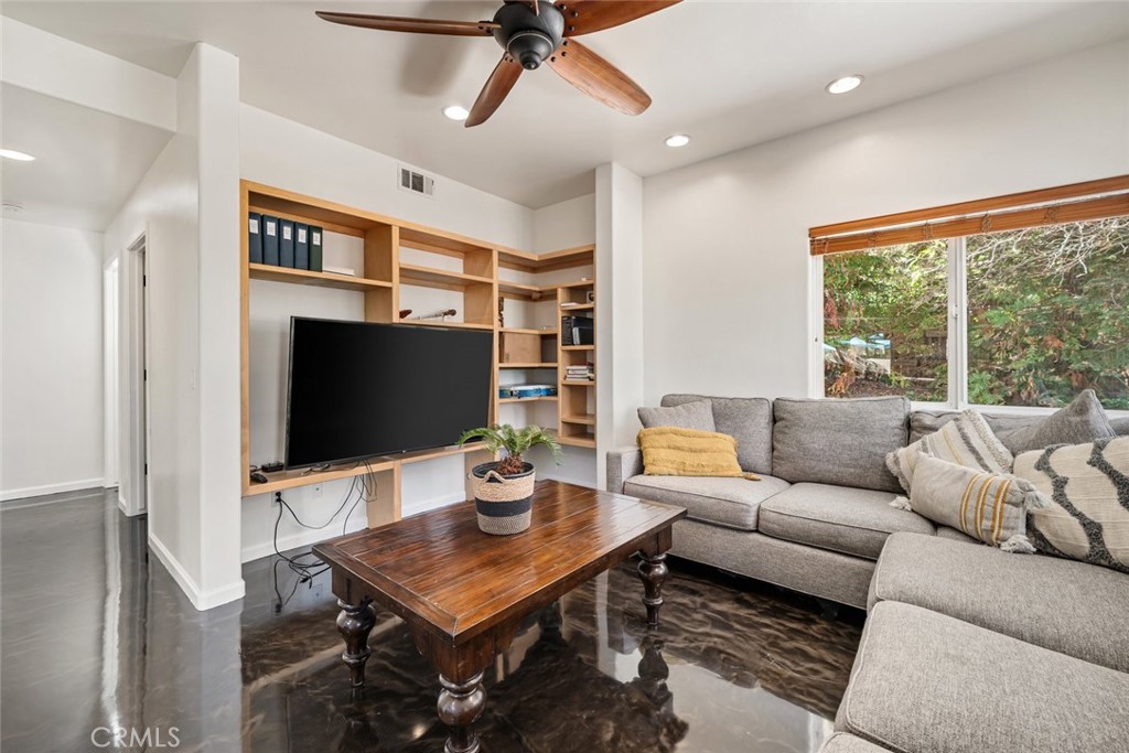8865 San Gabriel Road