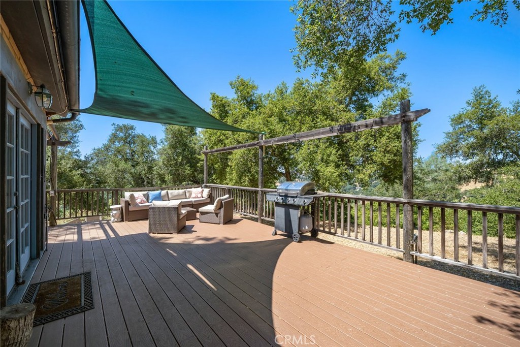 8610 Fawn Lane