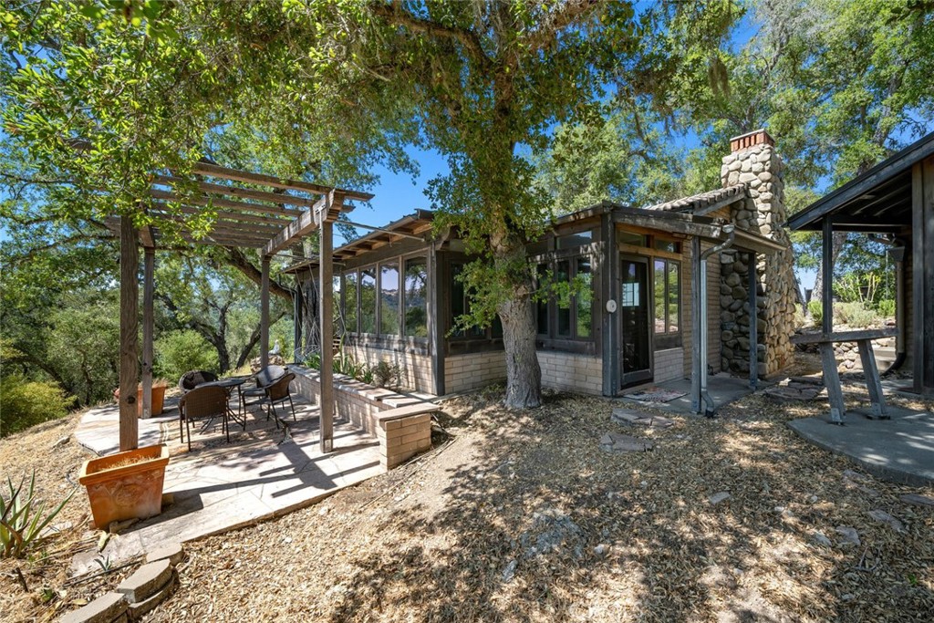 8610 Fawn Lane