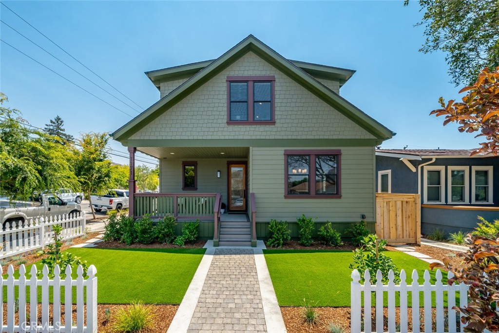 1171 Peach Street
