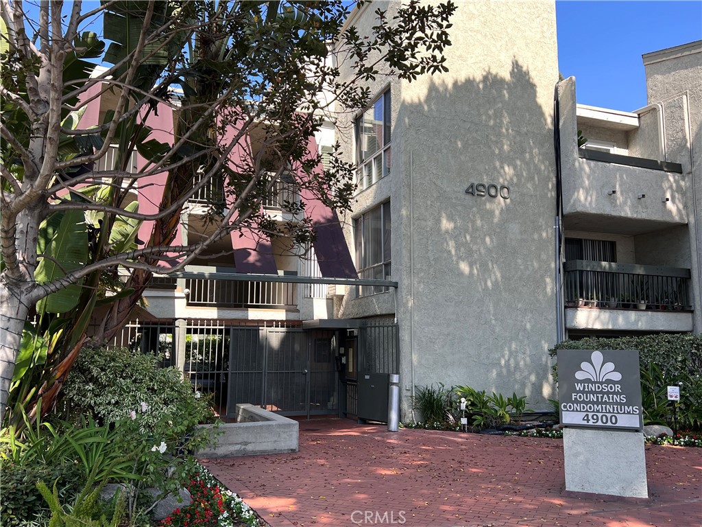 4900 Overland Avenue 125