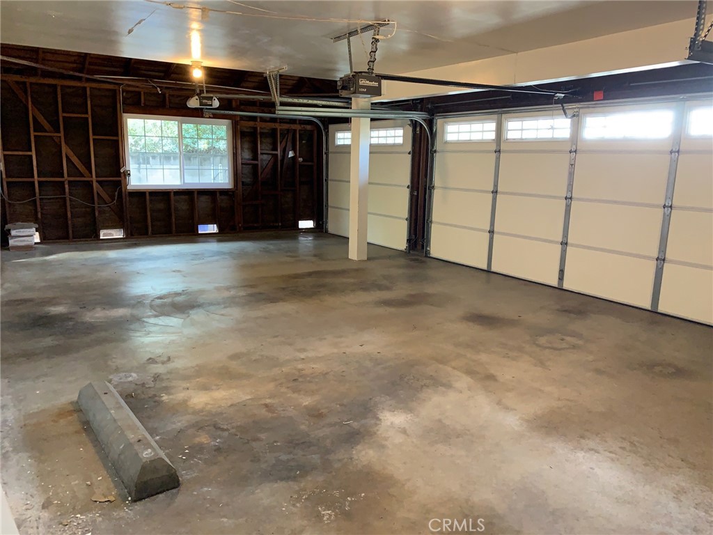 1844 El Vista Circle