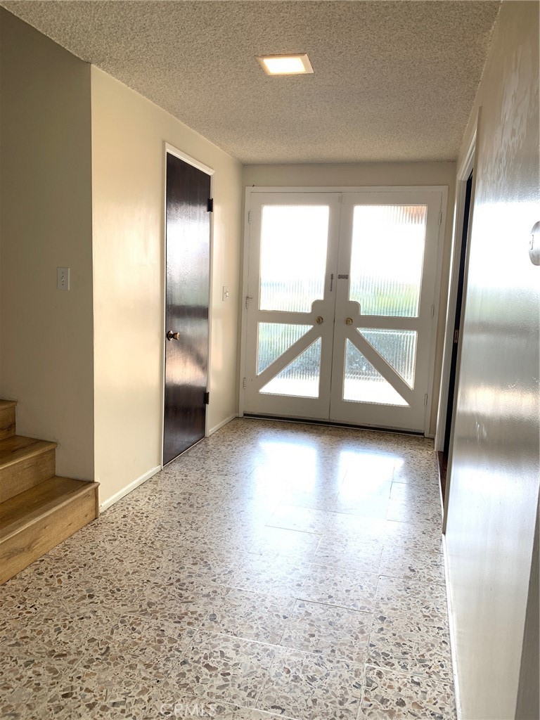 1844 El Vista Circle