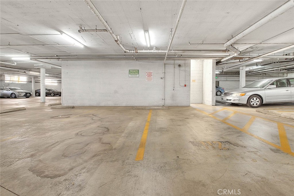 64 N Mar Vista Avenue 231