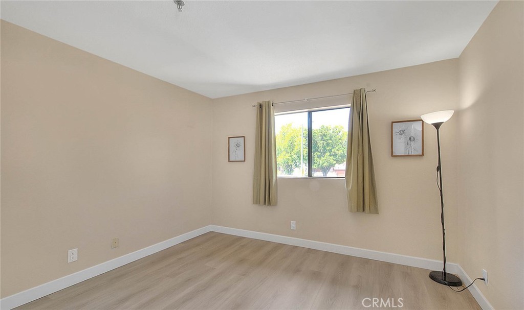 64 N Mar Vista Avenue 231