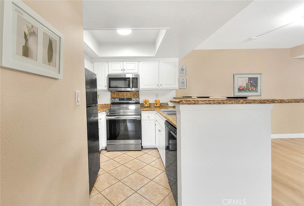 64 N Mar Vista Avenue 231