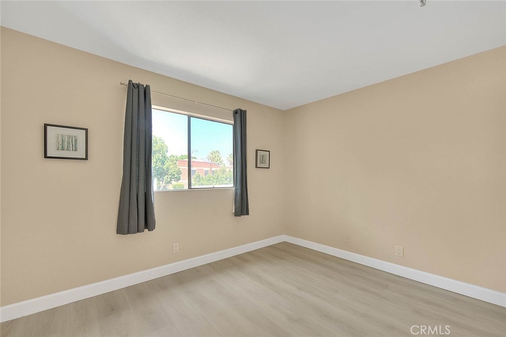 64 N Mar Vista Avenue 231