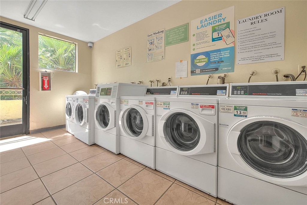 64 N Mar Vista Avenue 231