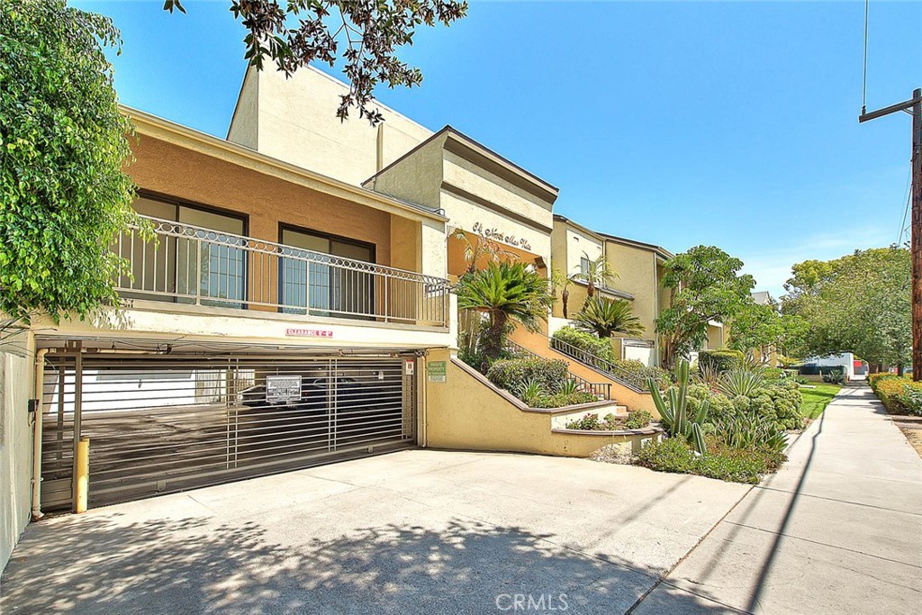 64 N Mar Vista Avenue 231