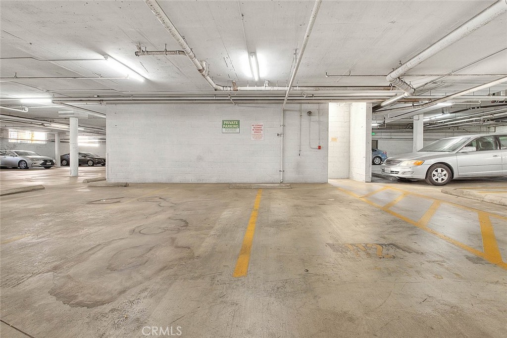 64 N Mar Vista Avenue 231