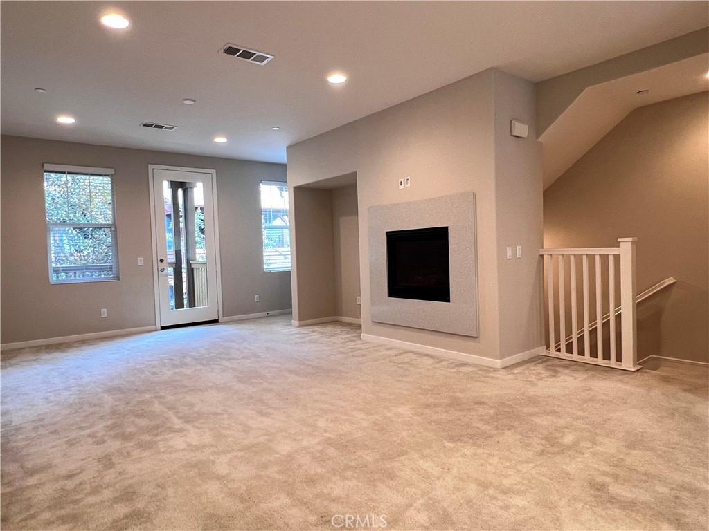 713 S Azusa Avenue C