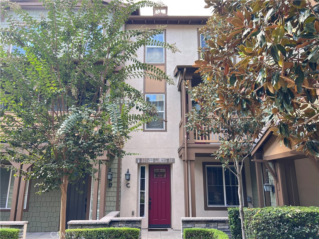 713 S Azusa Avenue C