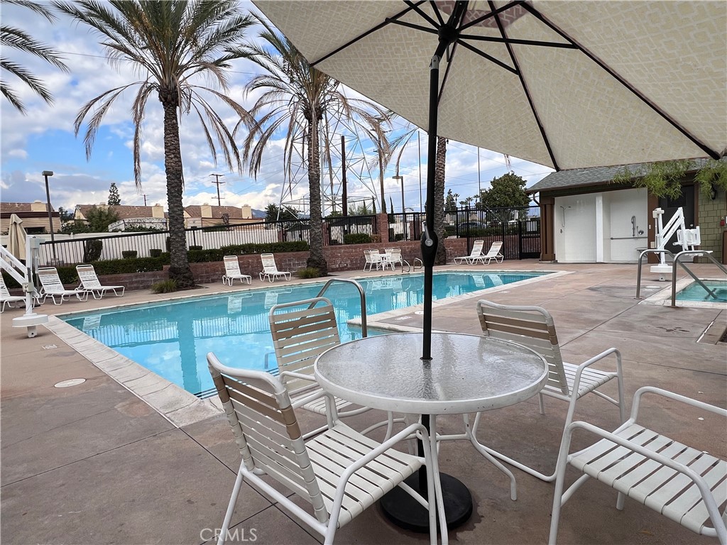 713 S Azusa Avenue C