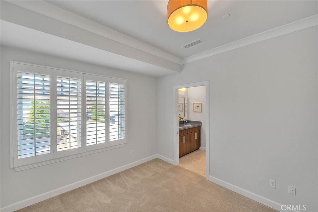 1058 Sunset Boulevard B