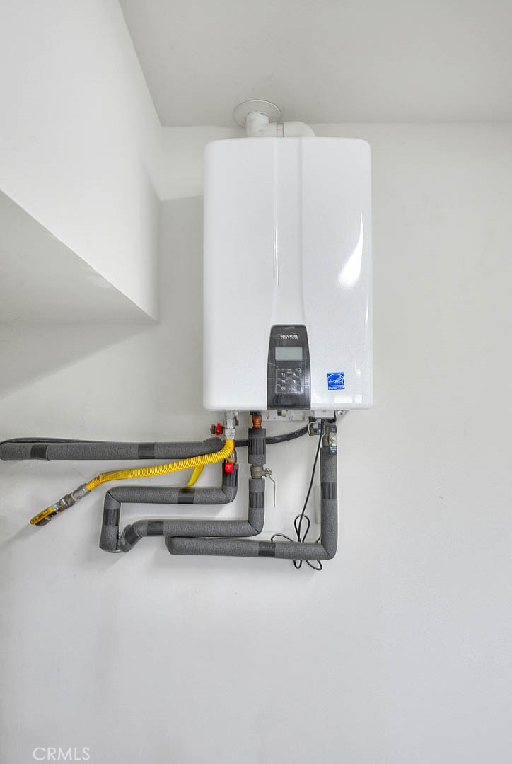 1058 Sunset Boulevard B