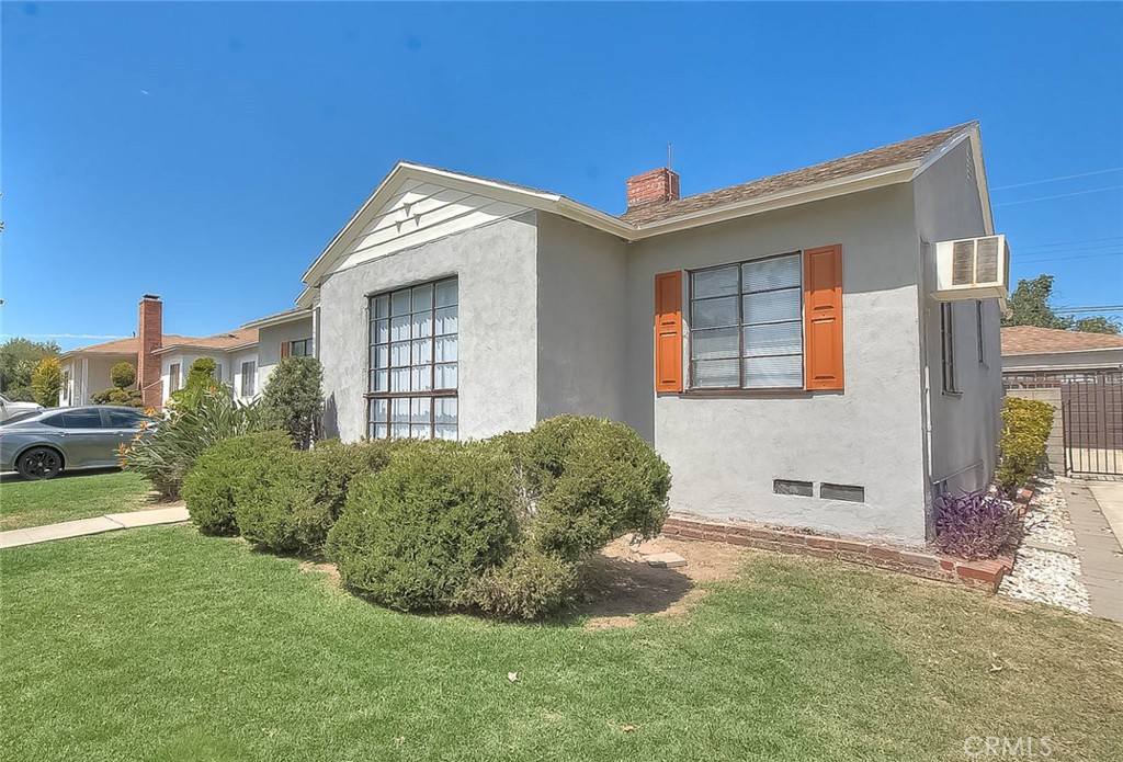 1309 E Norwood Place