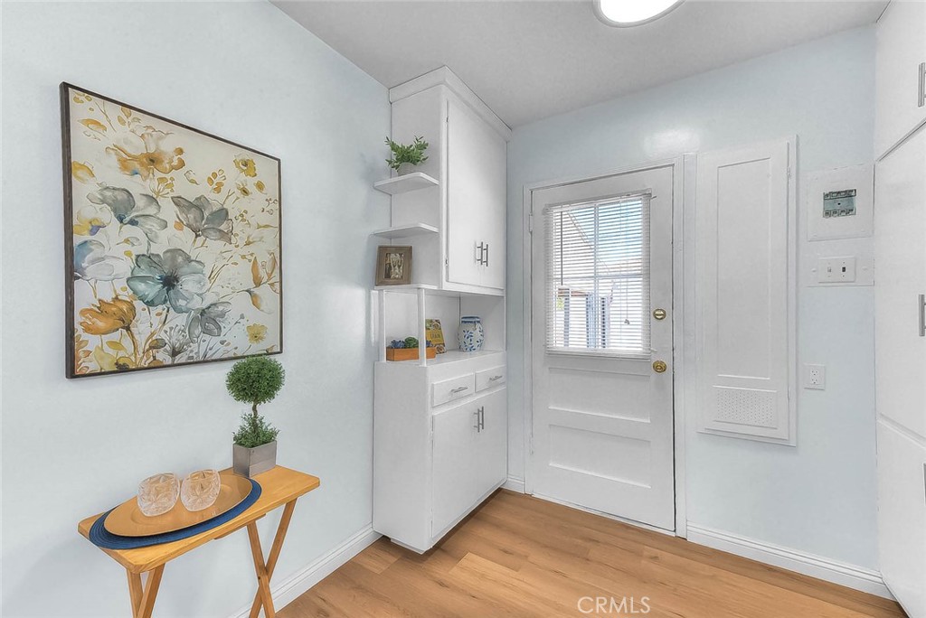 1309 E Norwood Place