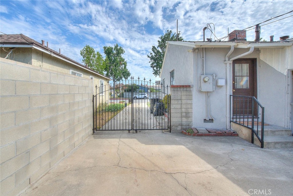 1309 E Norwood Place
