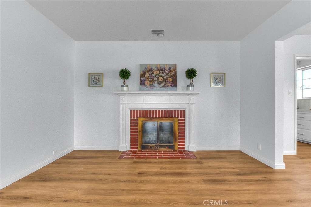 1309 E Norwood Place