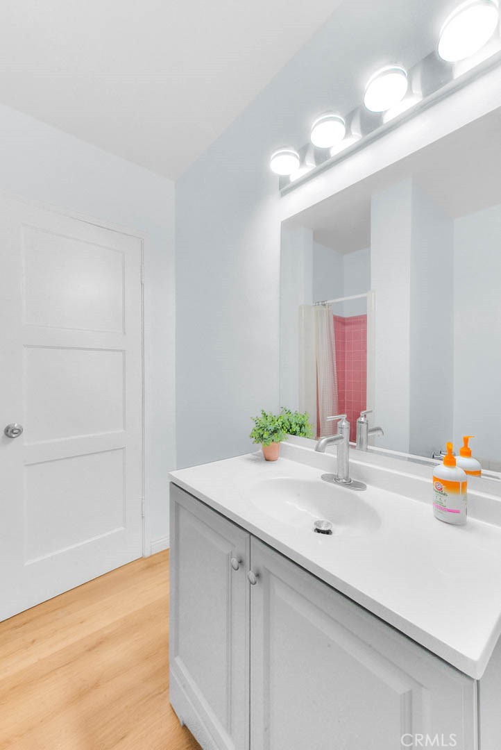 1309 E Norwood Place
